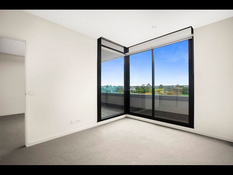 303/8 Breavington Way, Northcote - Thumbnail 5