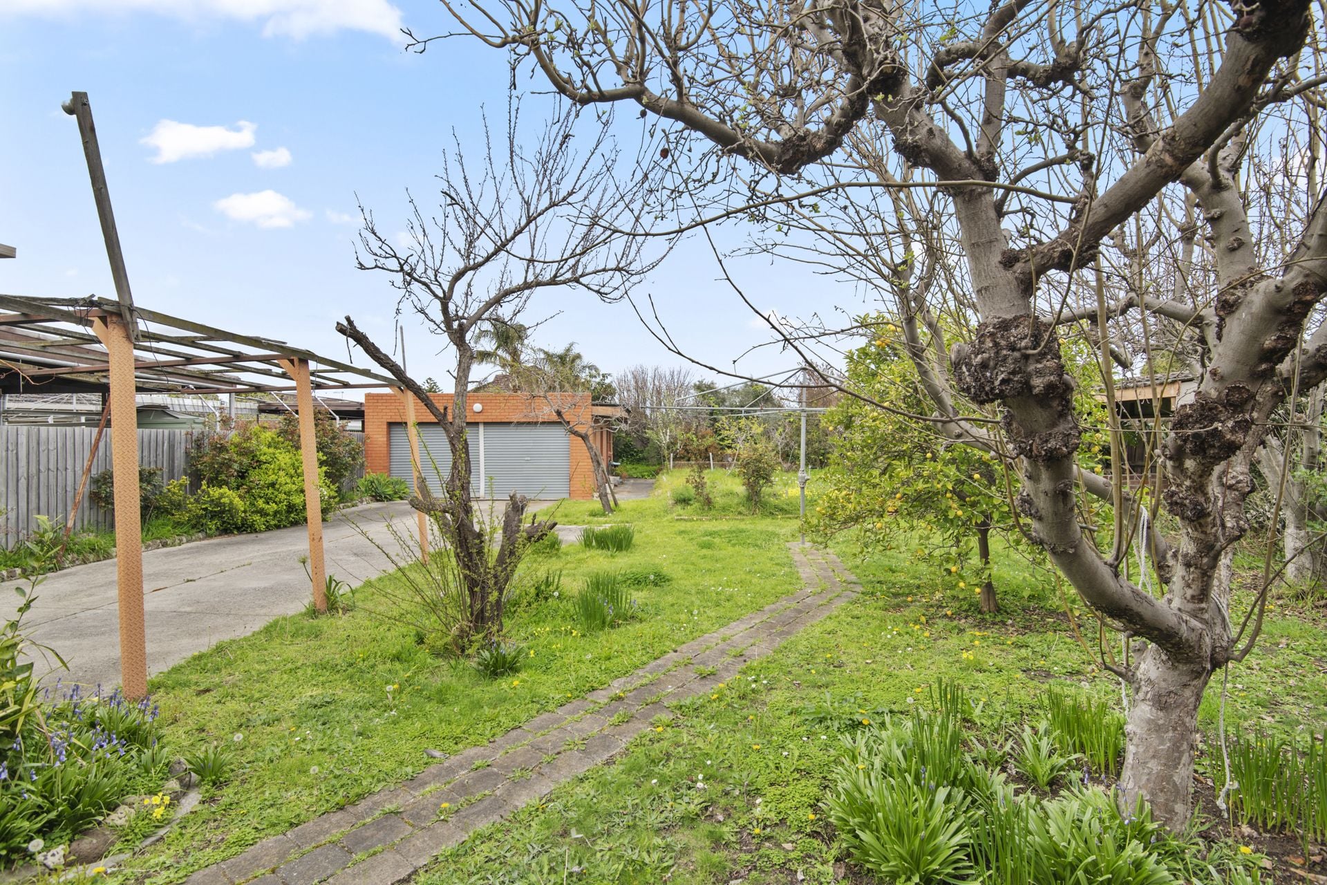 GREAT HOME - 920m2 approx