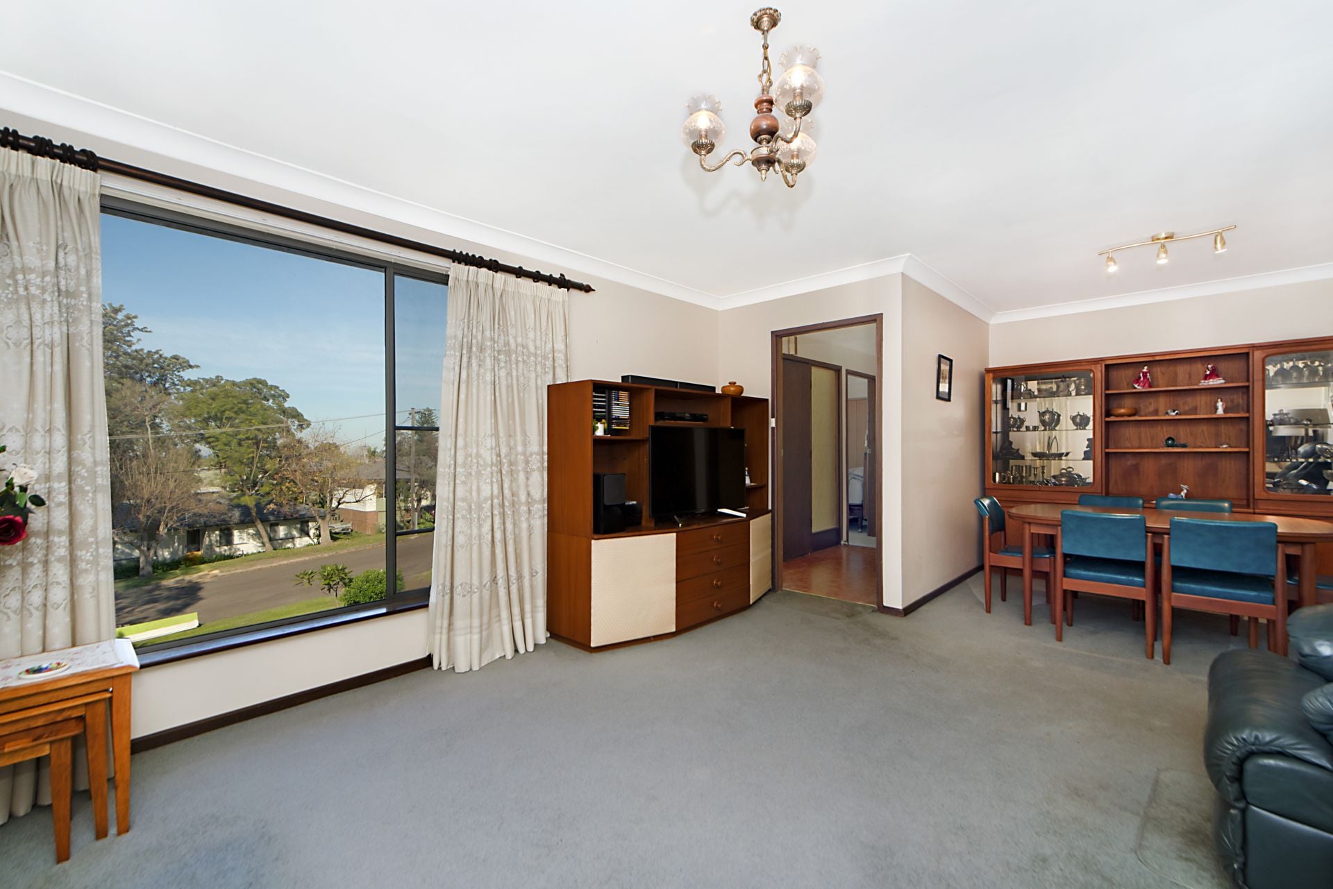 3-Bedroom Home and 1-Bedroom Granny Flat on Large East Side Block, 3-Bedroom Home And 1-Bedroom Granny Flat On Large East Side Block - Thumbnail 8