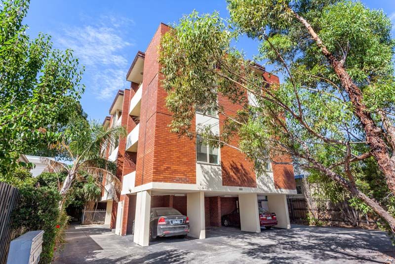 2/51 Stirling Street, Footscray - Thumbnail 2