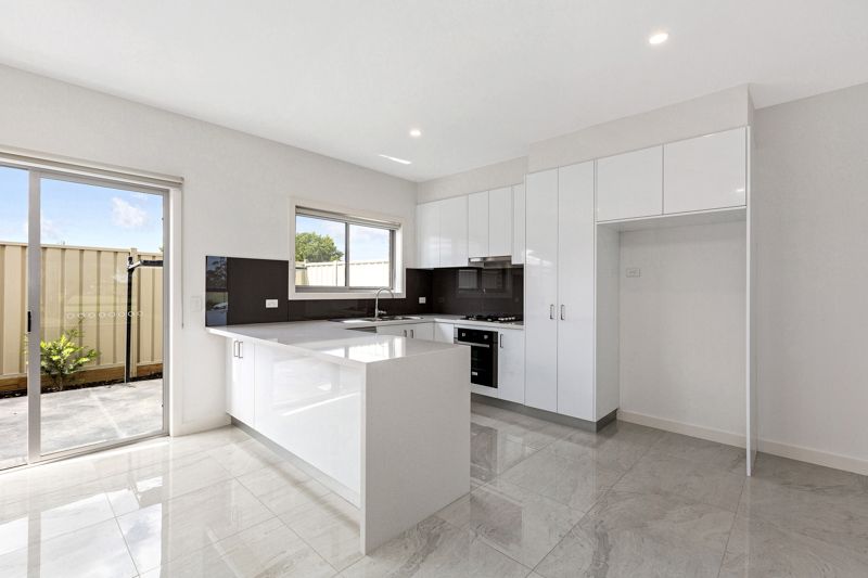 24 Glade Avenue, Altona North - Thumbnail 3