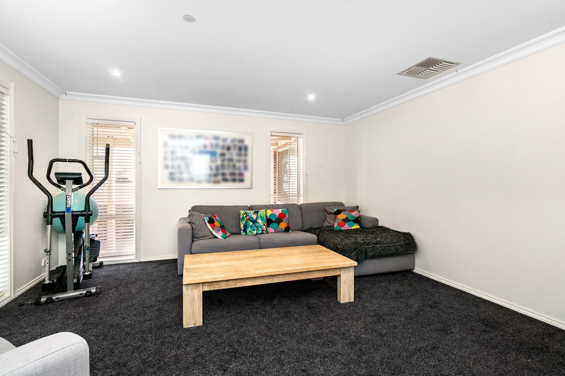 Real Estate For Lease 18 Eskdale Court Mornington , VIC