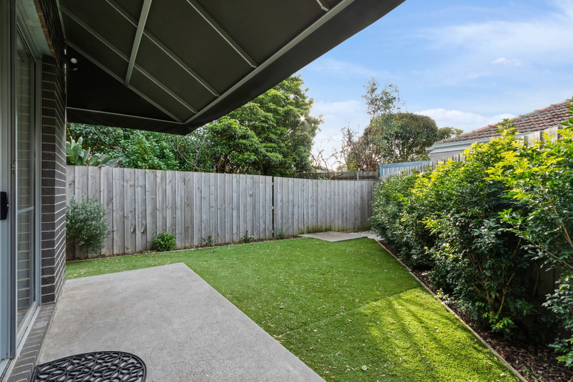 Immaculate townhouse in Prime Location