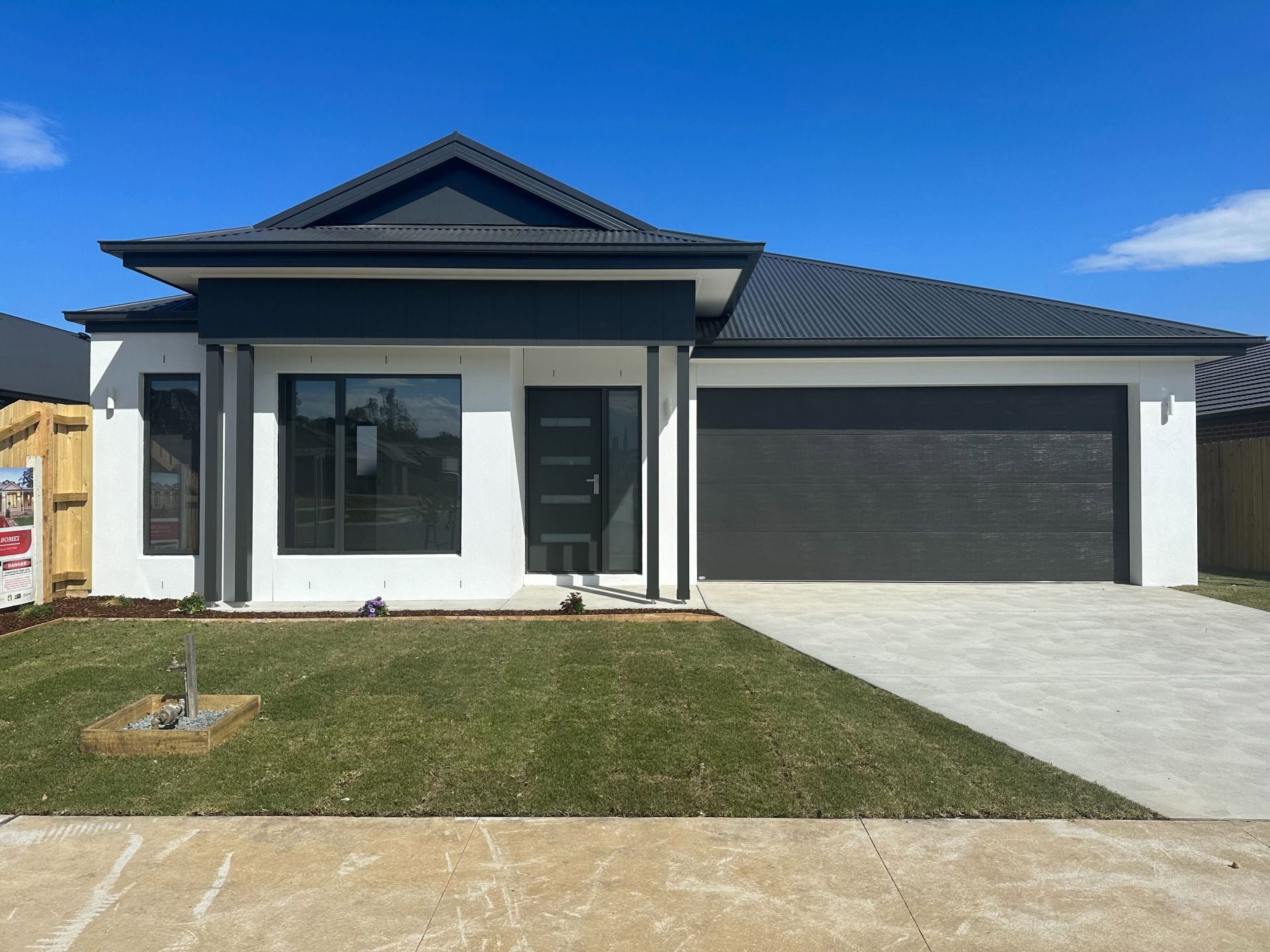 28 Angophora Court, Lucknow VIC