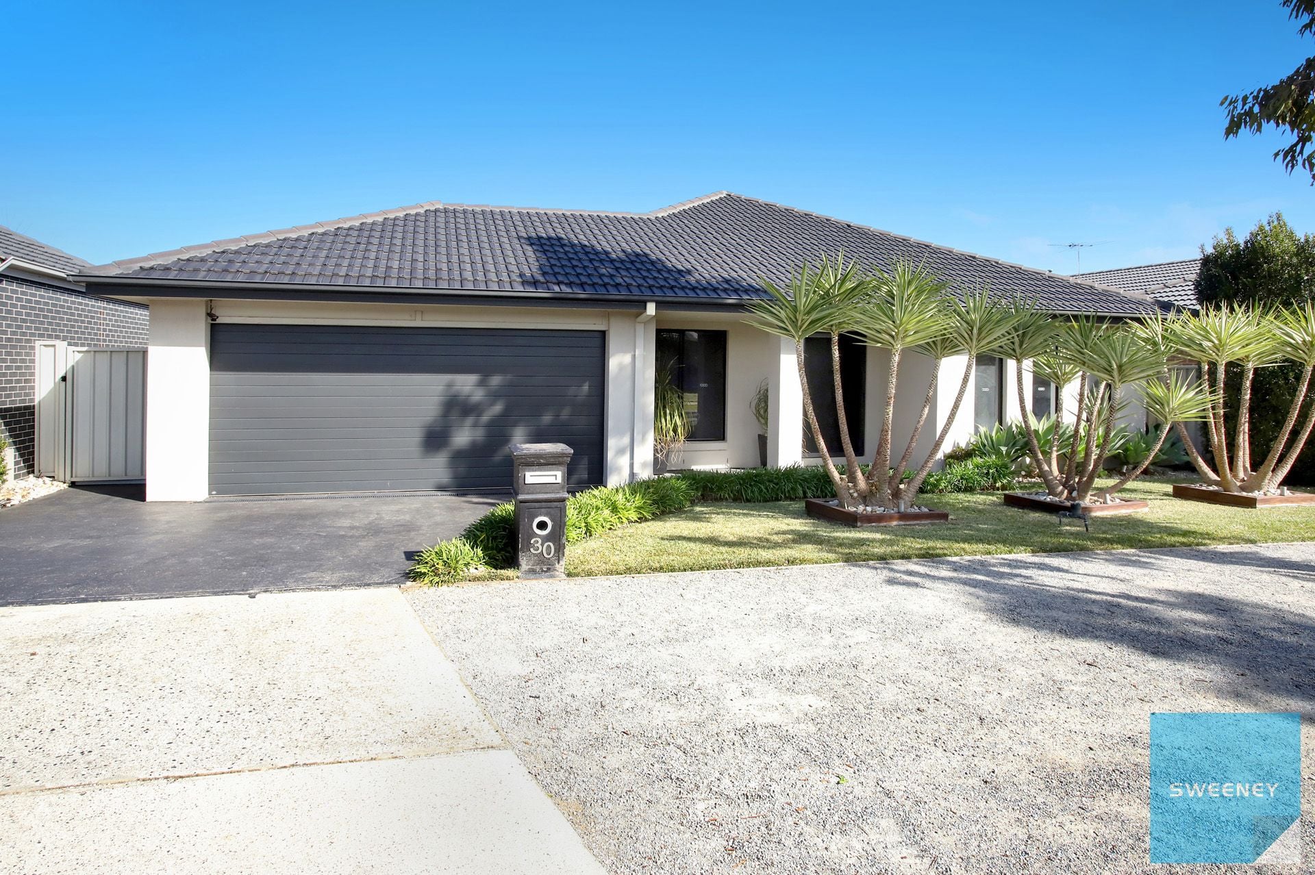 30 Barrington Circuit, Caroline Springs - Thumbnail 3