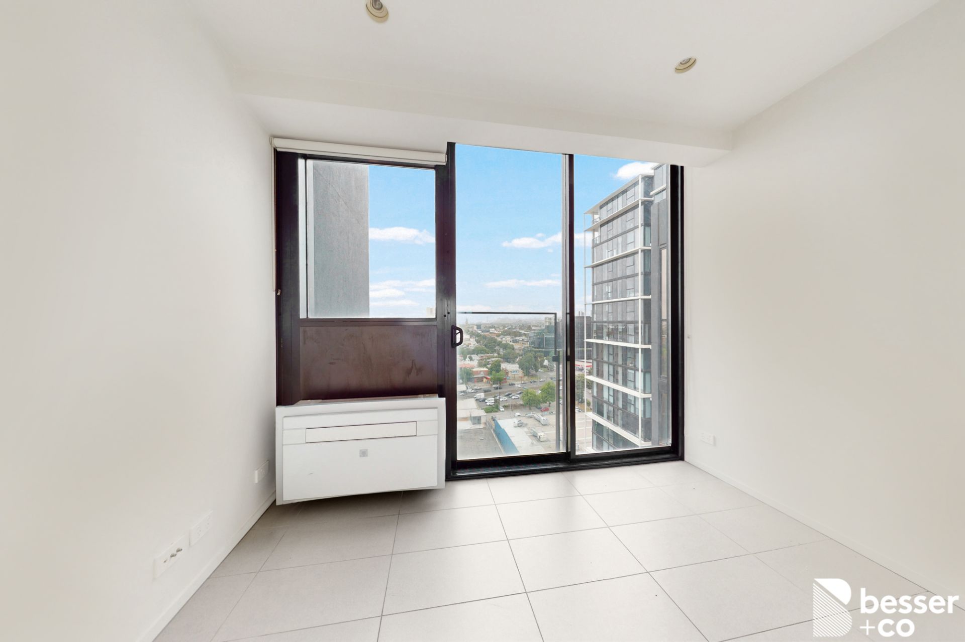 1401/52 Park Street, South Melbourne - Thumbnail 6