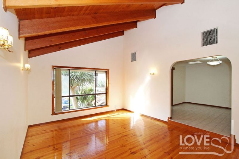 9 Calwell Court, Mill Park