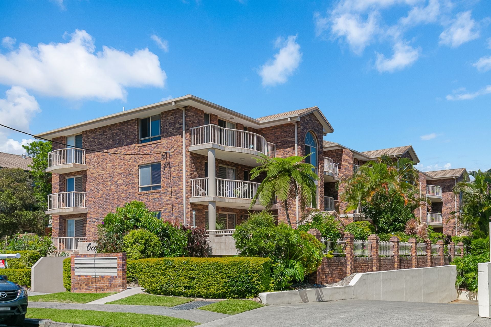 3/9 Ocean Street Kirra QLD, Kirra - Thumbnail 2