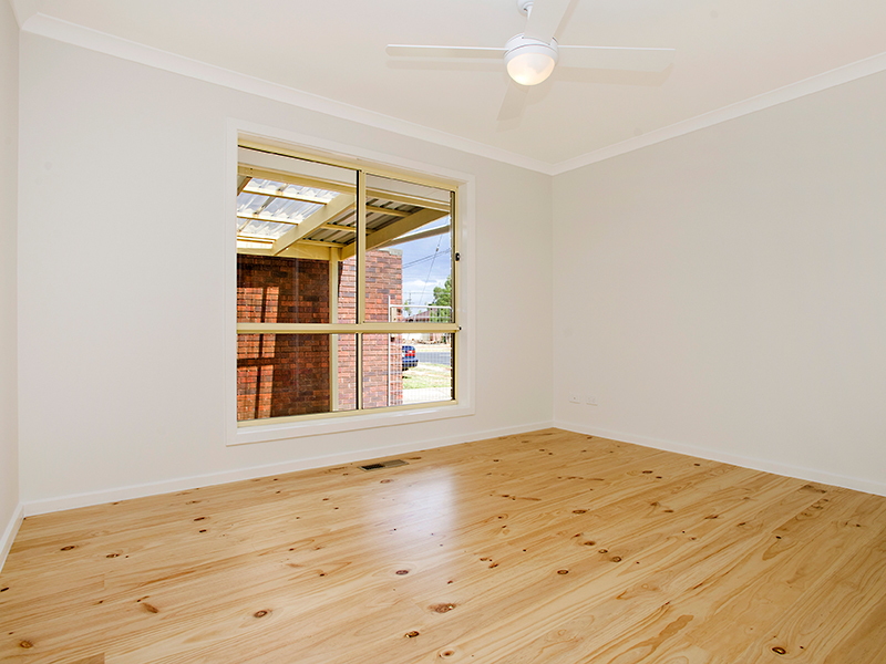 4 Iluka Drive, Werribee - Thumbnail 7