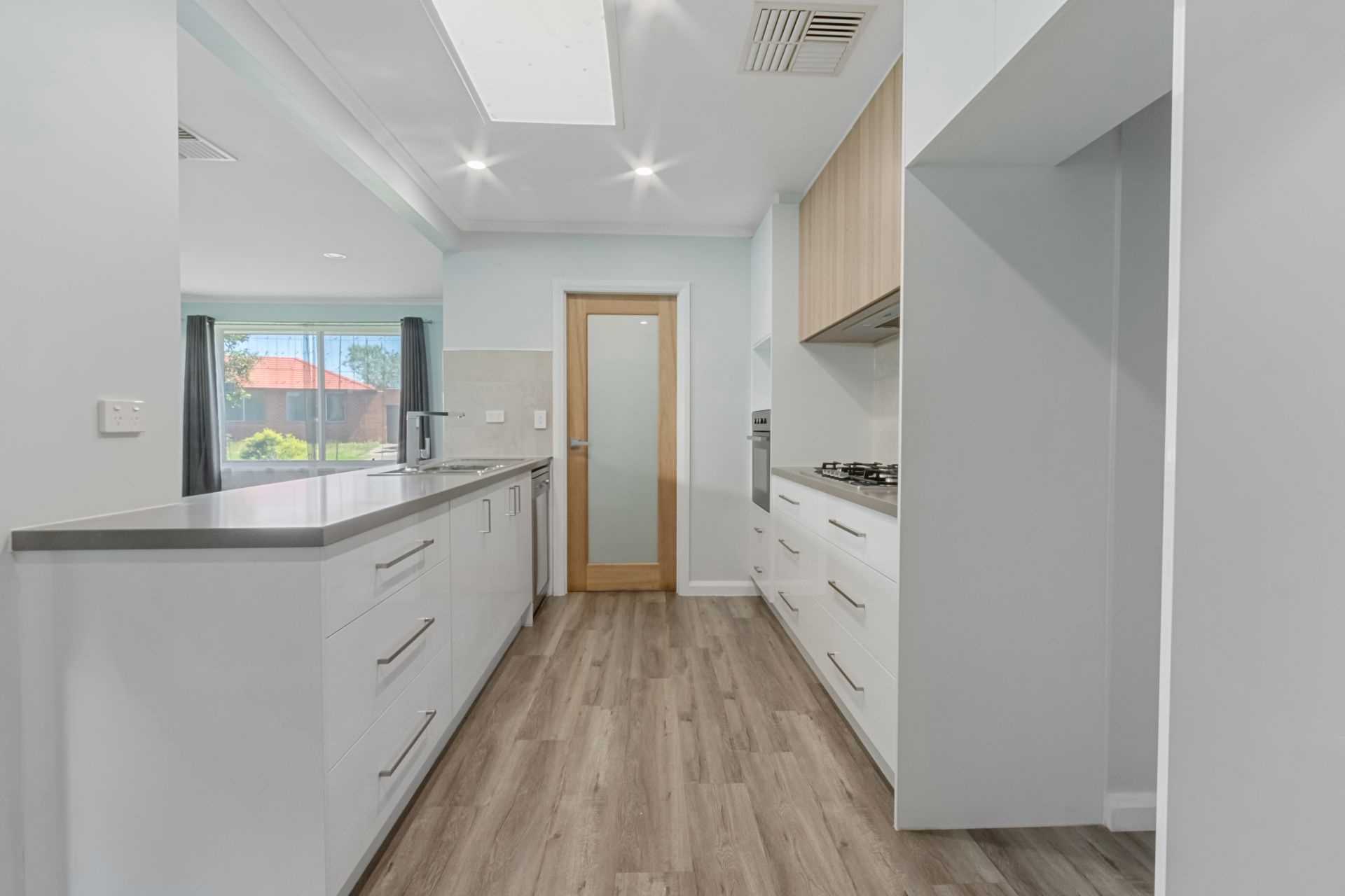 Real Estate For Sale 3 Brownlow Crescent Epping , VIC