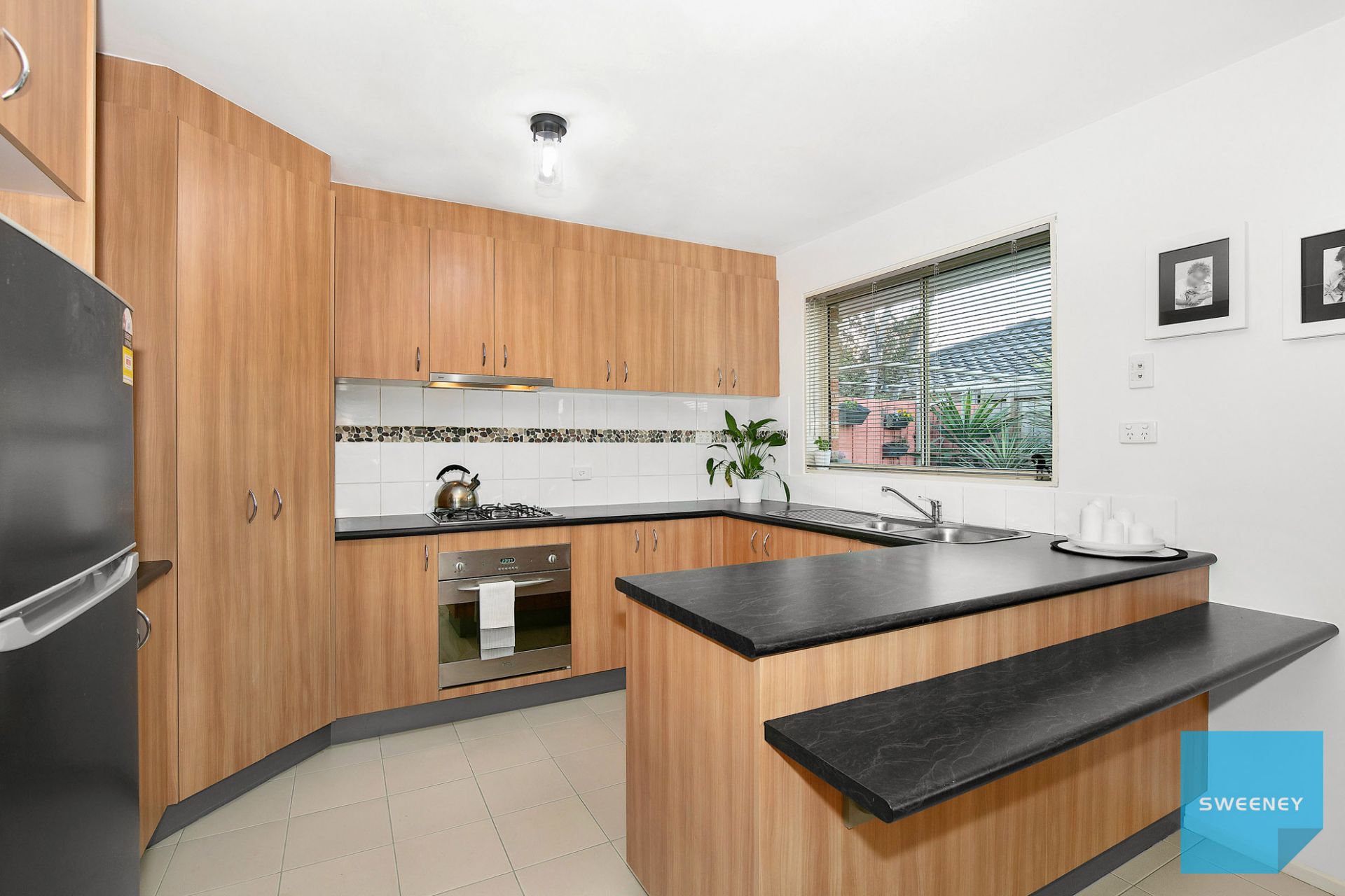 1A Dixon Court, Altona Meadows - Thumbnail 3