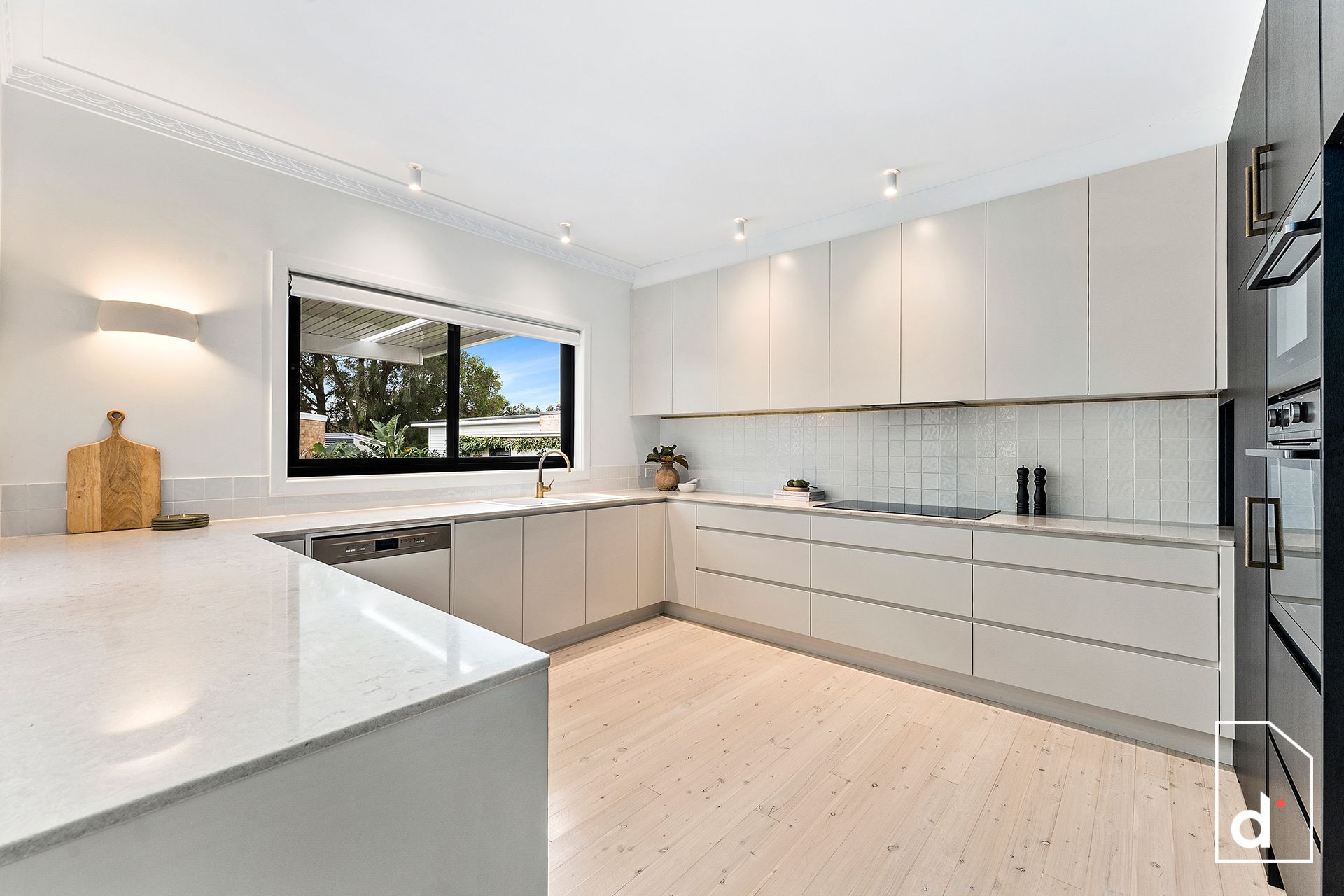 81 Hopewood Crescent, Fairy Meadow NSW