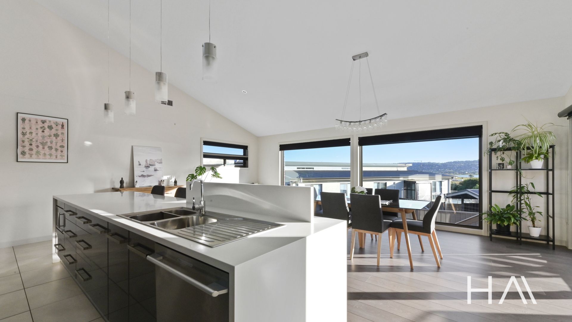 21 Carillion Court Newnham, Newnham - Thumbnail 6