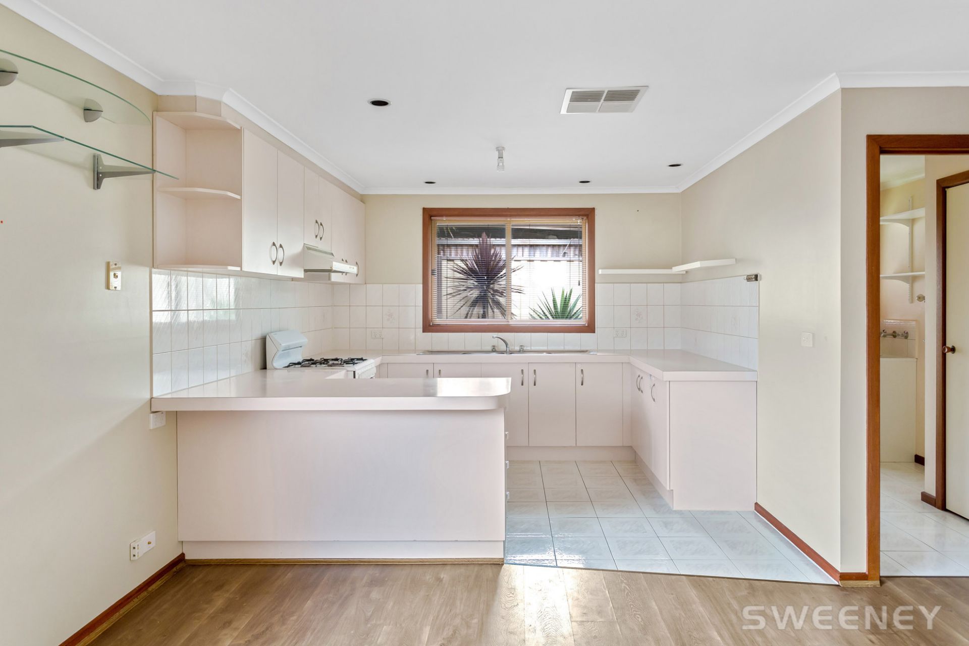 26 Polly Woodside Drive, Altona Meadows - Thumbnail 4