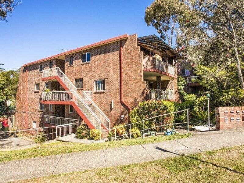 2/2 Railway Crescent, JANNALI