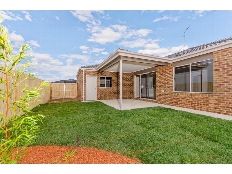 6 Allanby Way OCEAN GROVE VIC, Ocean Grove - Thumbnail 4