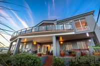 5 The Shores Way, Belmont
