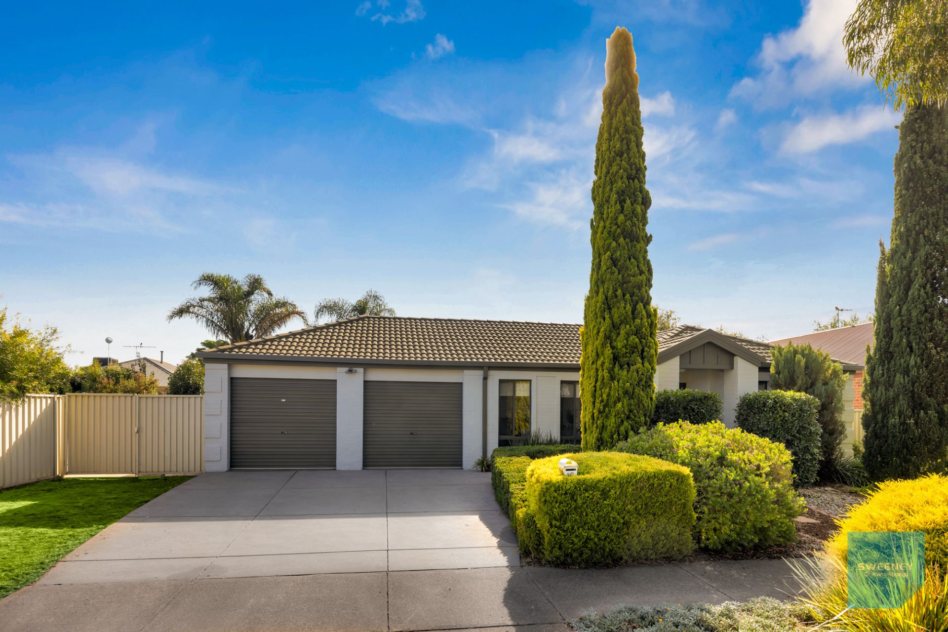 14 Sharrock Close, Caroline Springs - Thumbnail 2