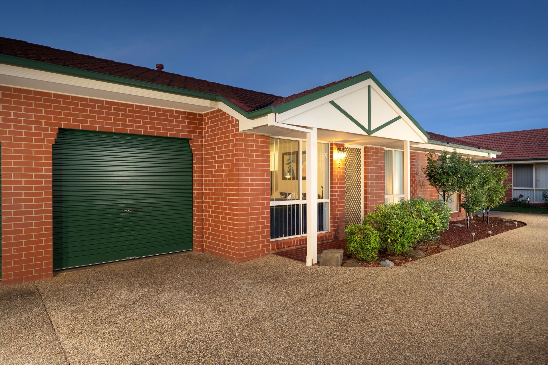 2/666 Keene Street, East Albury Wodonga Real Estate