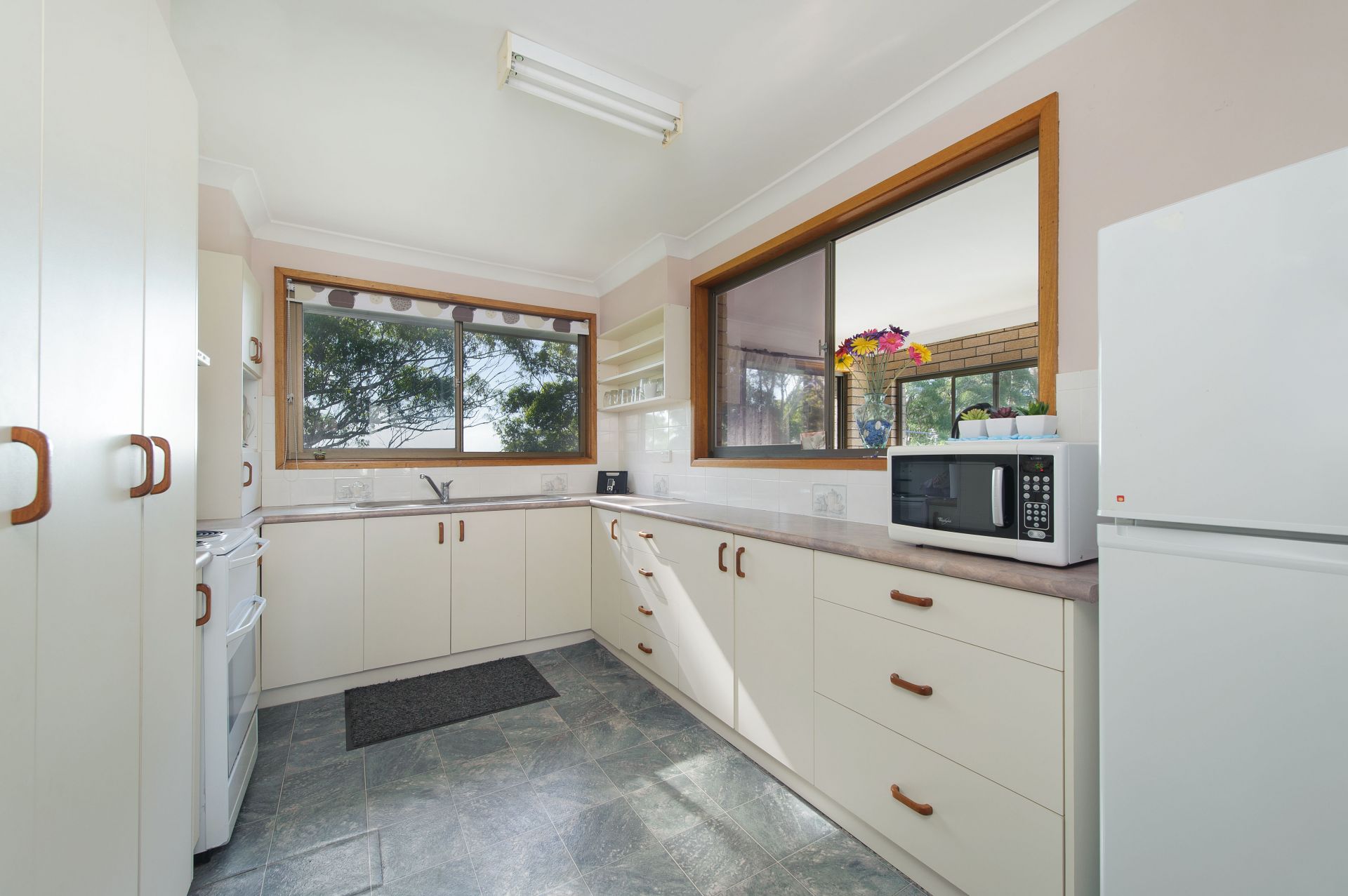 21 Marsden Crescent Port Macquarie NSW, Port Macquarie - Thumbnail 3