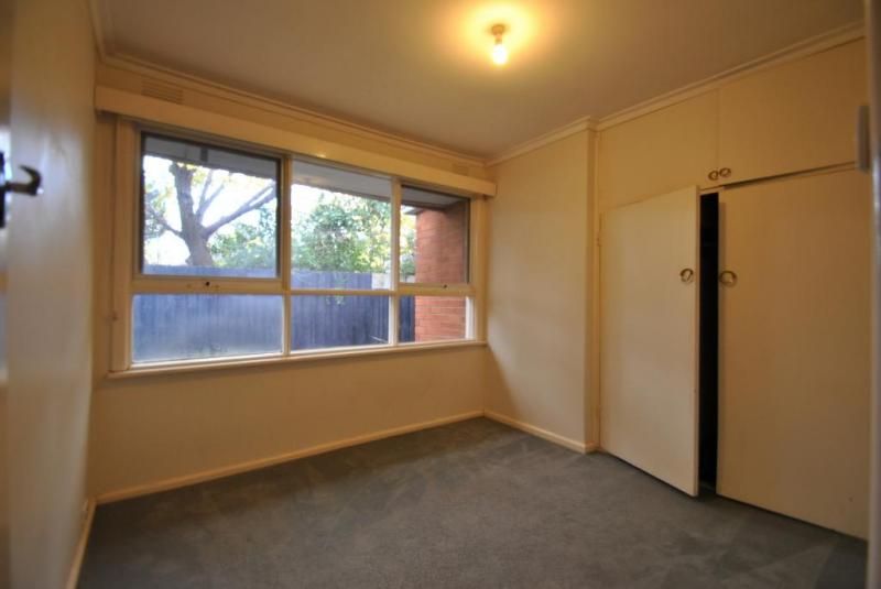 7/11 Mc Whae Avenue, St Kilda East - Thumbnail 7