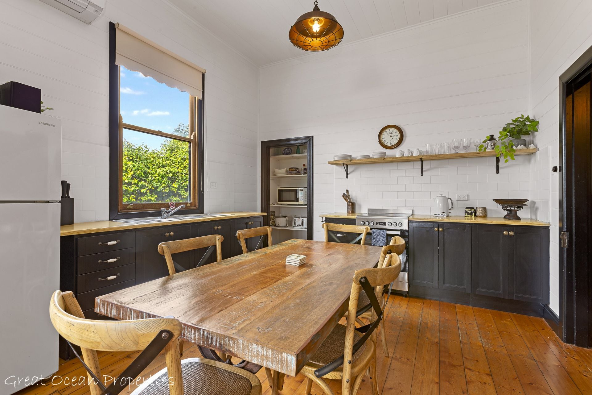 21-23 Nelson Street, Apollo Bay - Thumbnail 5