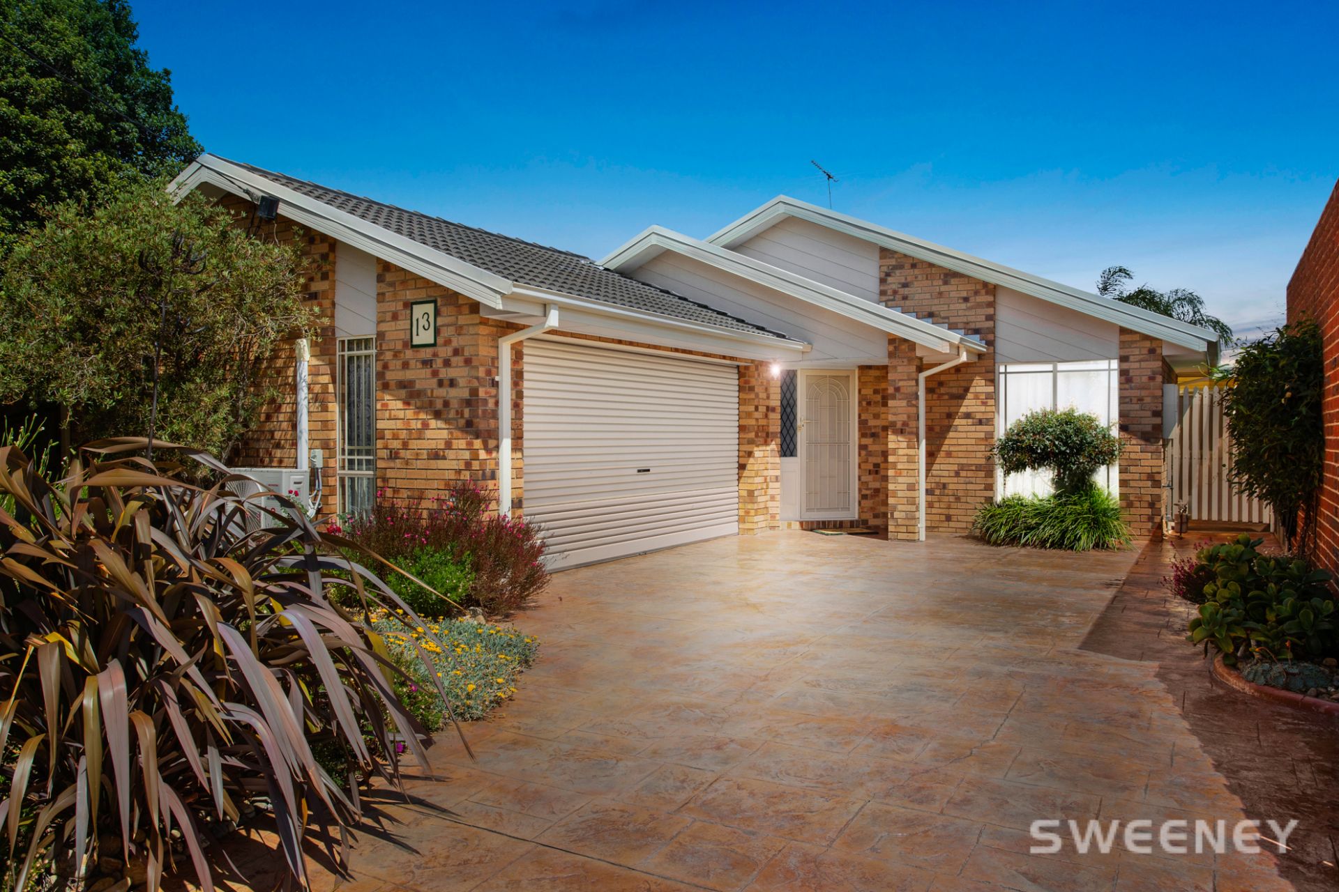 13 Ashby Court, Altona Meadows - Thumbnail 2