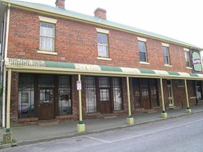 70 Gilbert Street, LATROBE, Latrobe - Thumbnail 4