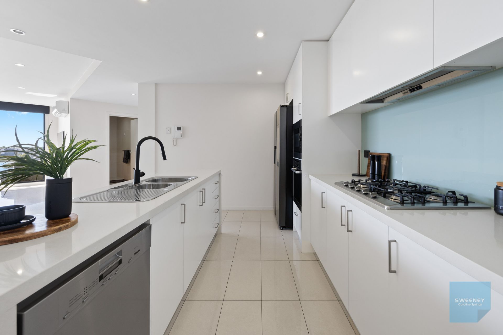 31/1 Woodward Way, Caroline Springs - Thumbnail 6