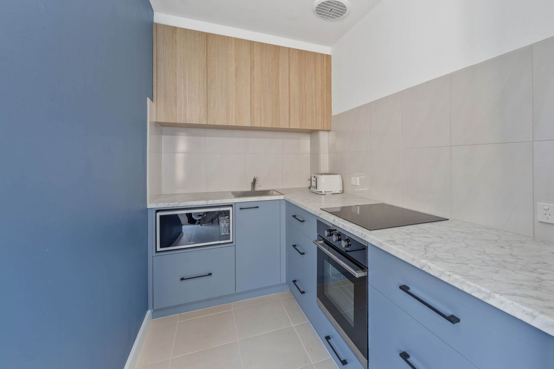 6/7-9 Faussett Street, Albert Park - Thumbnail 2