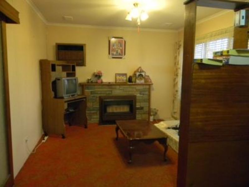 144 Bladin Street, Laverton - Thumbnail 3