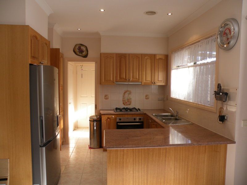 1 Atlier Place SOUTH MORANG, South Morang - Thumbnail 5