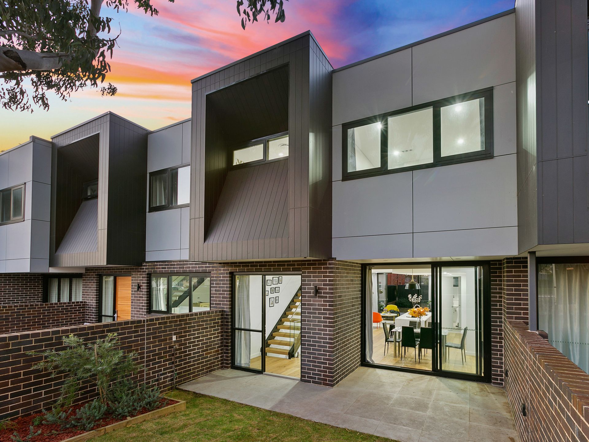 5-289-291-the-boulevarde-miranda-singer-residential
