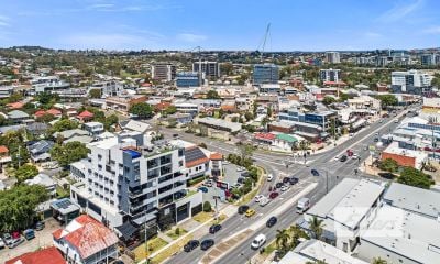 VERSATILE OFFICE/RETAIL OFFERING!