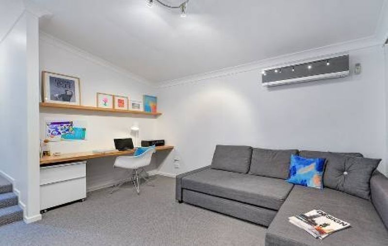 8 Coogeen Street, Sorrento - Thumbnail 8