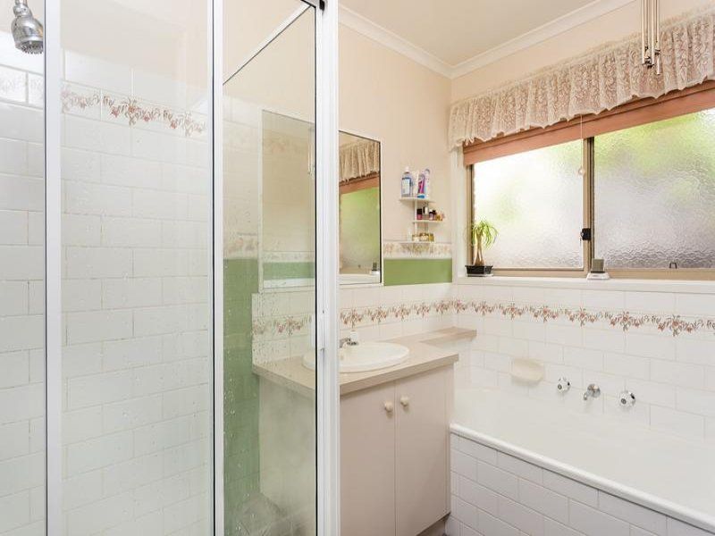 5 Devon Court OCEAN GROVE VIC, Ocean Grove - Thumbnail 7