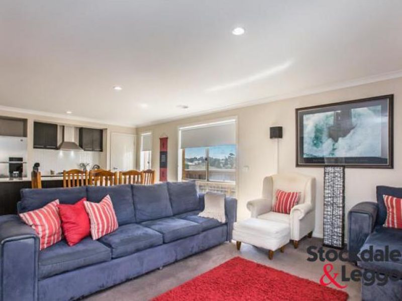 8 Grafton Street MERNDA, Mernda - Thumbnail 6