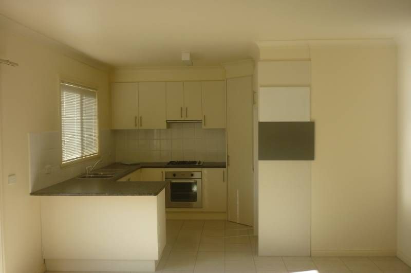 1/12 Janson Street, Maidstone - Thumbnail 3