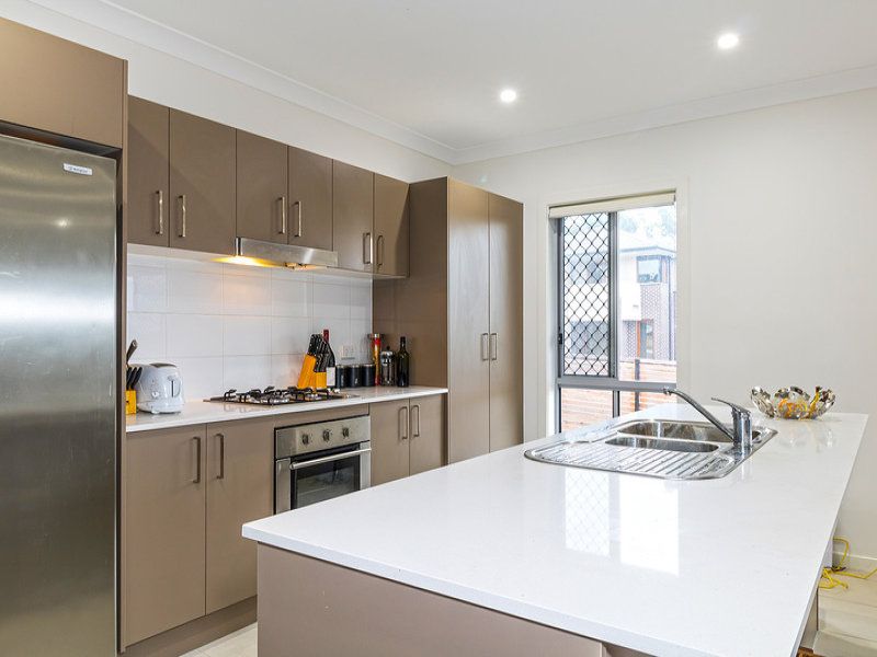 Colebee 39 Oakhill Crescent