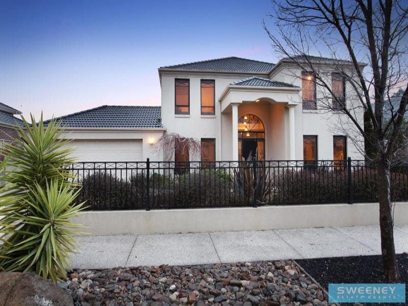 18 Lauriston Quay, Caroline Springs - Thumbnail 2