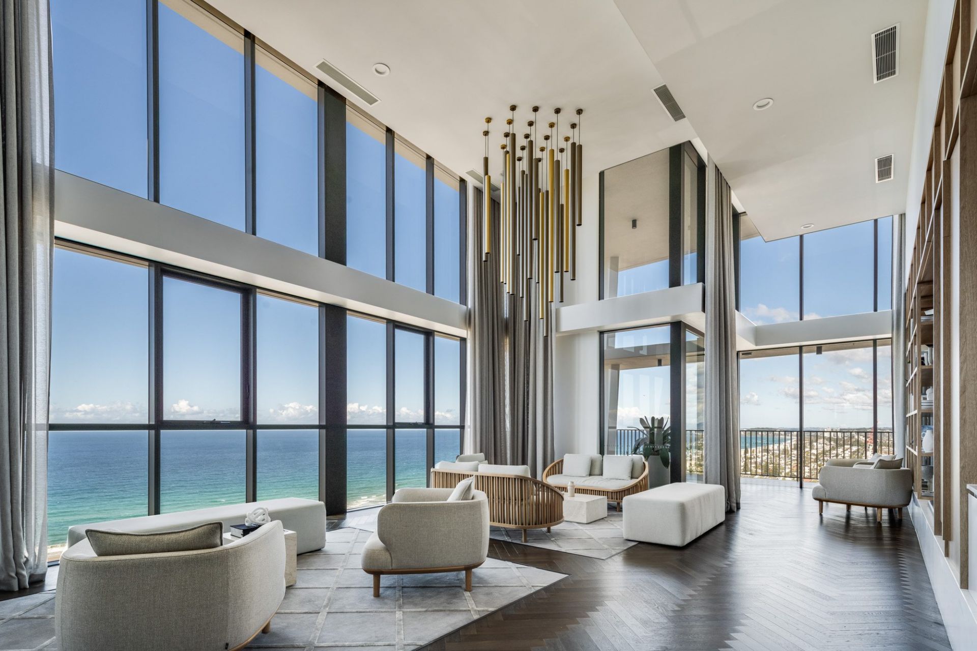 1305/43-49 Peerless Avenue, Mermaid Beach - Thumbnail 2