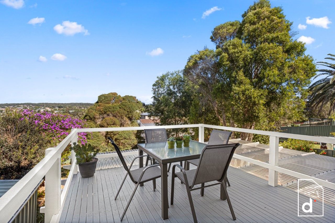 29 Matthews Drive, Mount Warrigal NSW