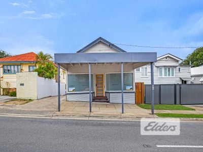 FREESTANDING OFFICE WITH GENEROUS ONSITE CAR PARK!