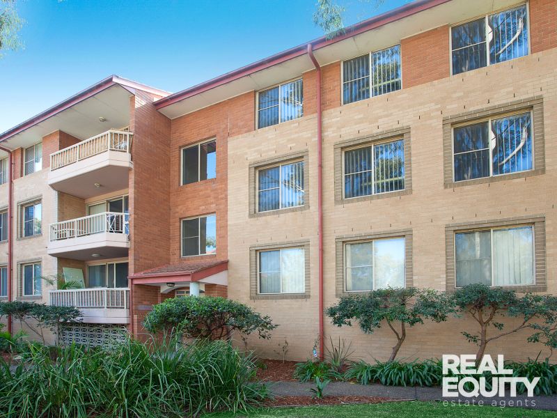 Real Estate For Lease 28/4 Mead Drive Chipping Norton , NSW