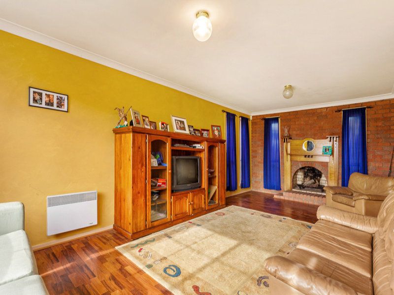 5 Clover Court, Altona Meadows - Thumbnail 3