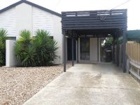 2/14 Outlook Drive, Werribee VIC
