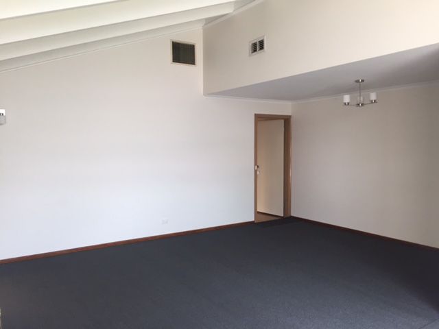 Picture Perfect Large Family Home in an Outstanding Location..