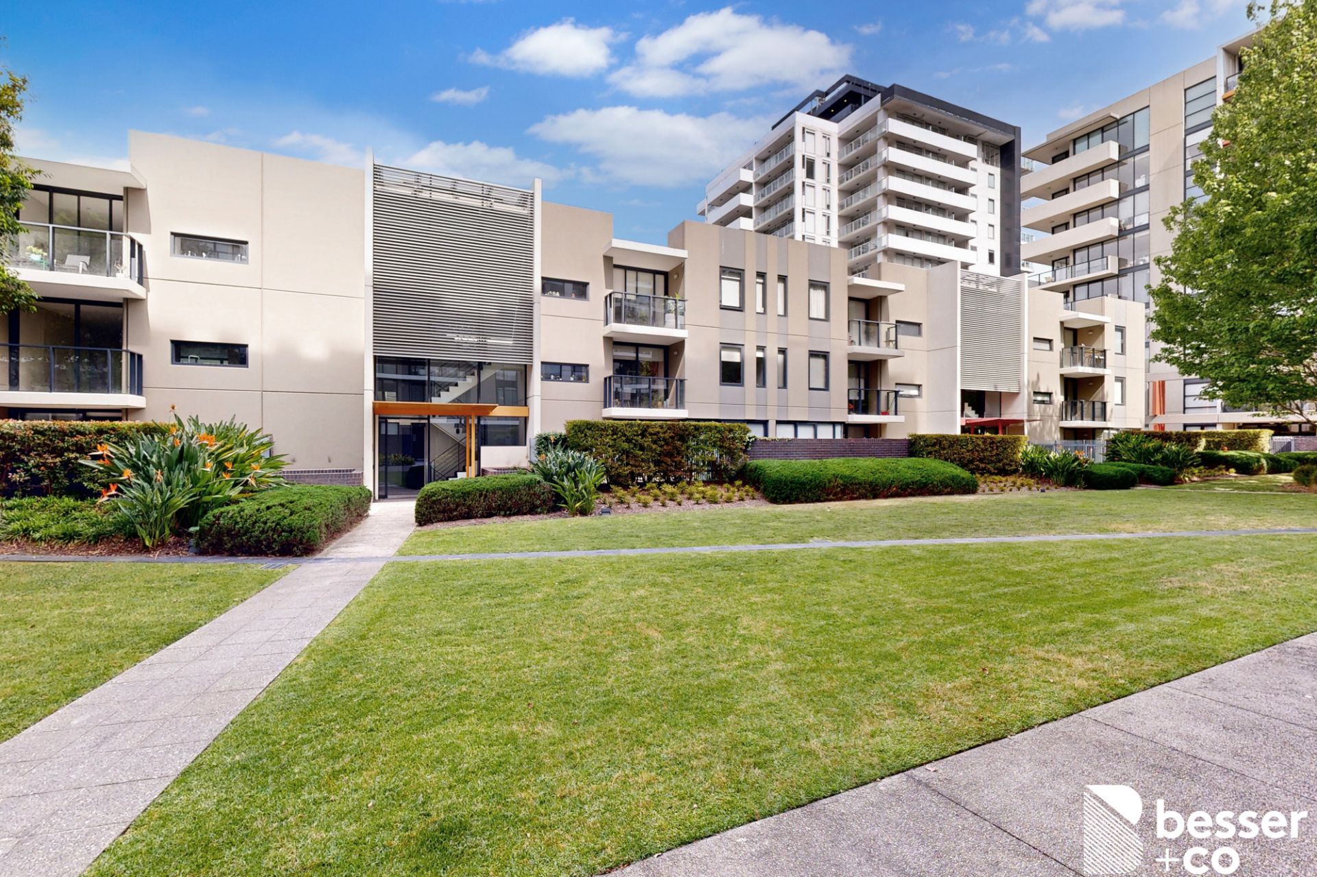 303/41 Chapel Mews, South Yarra - Thumbnail 2