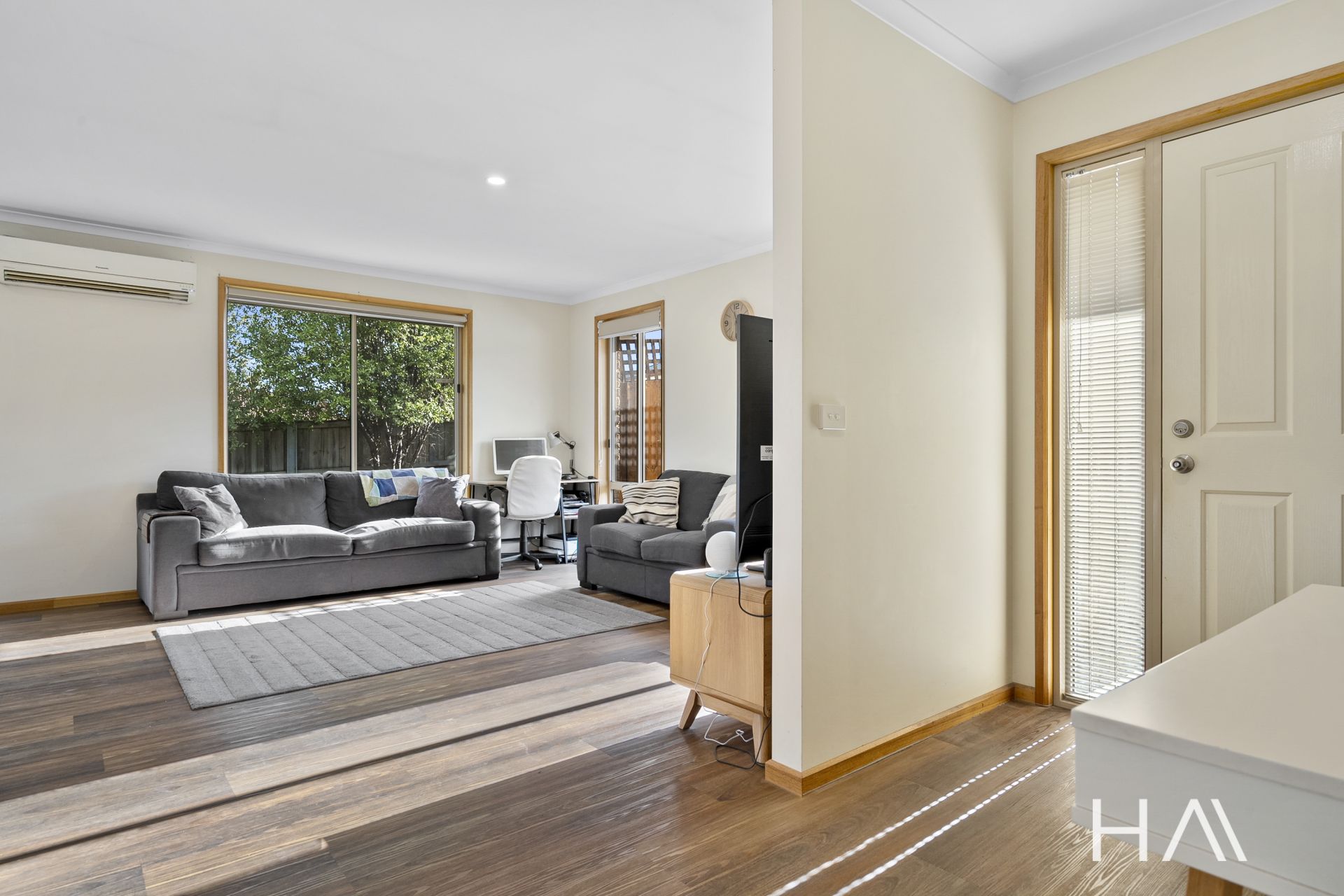 2/27 Cavenor Drive Oakdowns, Oakdowns - Thumbnail 4