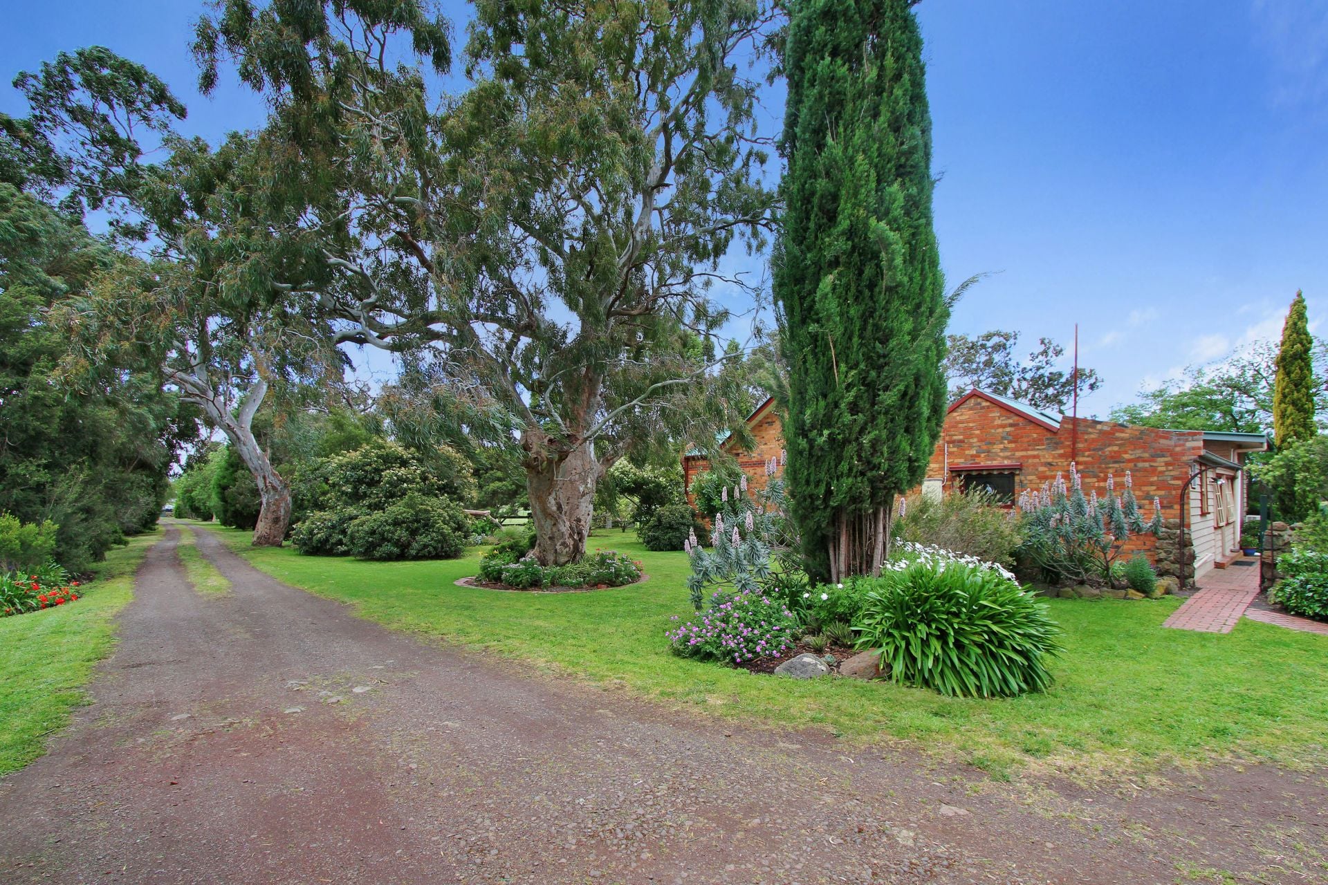 LIFESTYLE PROPERTY PERFECTION   *Insp Thu 1st Oct @ 4:45pm*